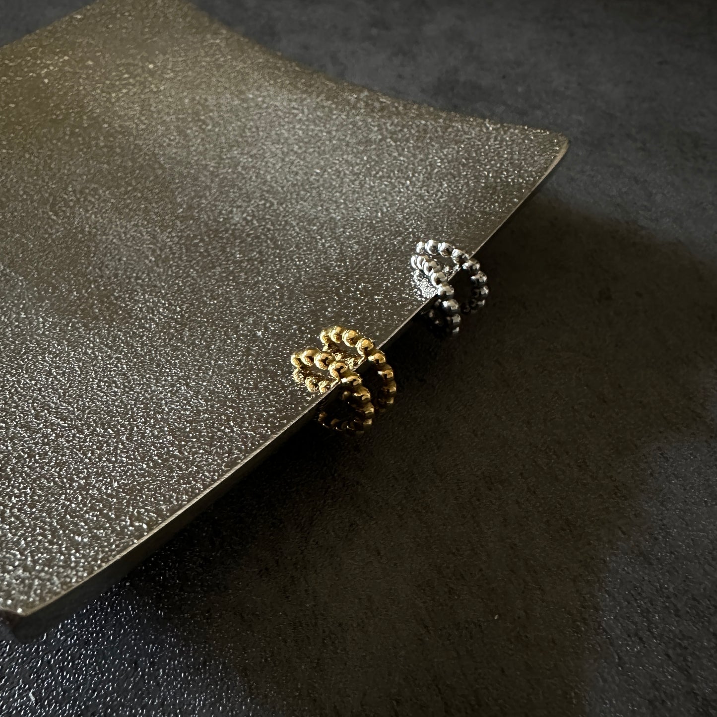 316L dot circle ear cuff sv
