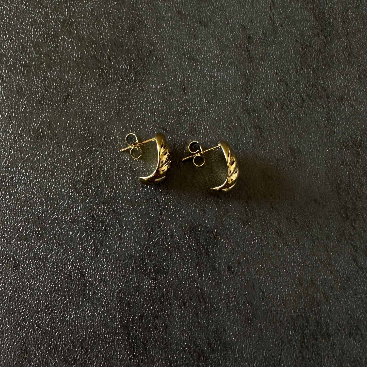 316L mini croissant pierce gld