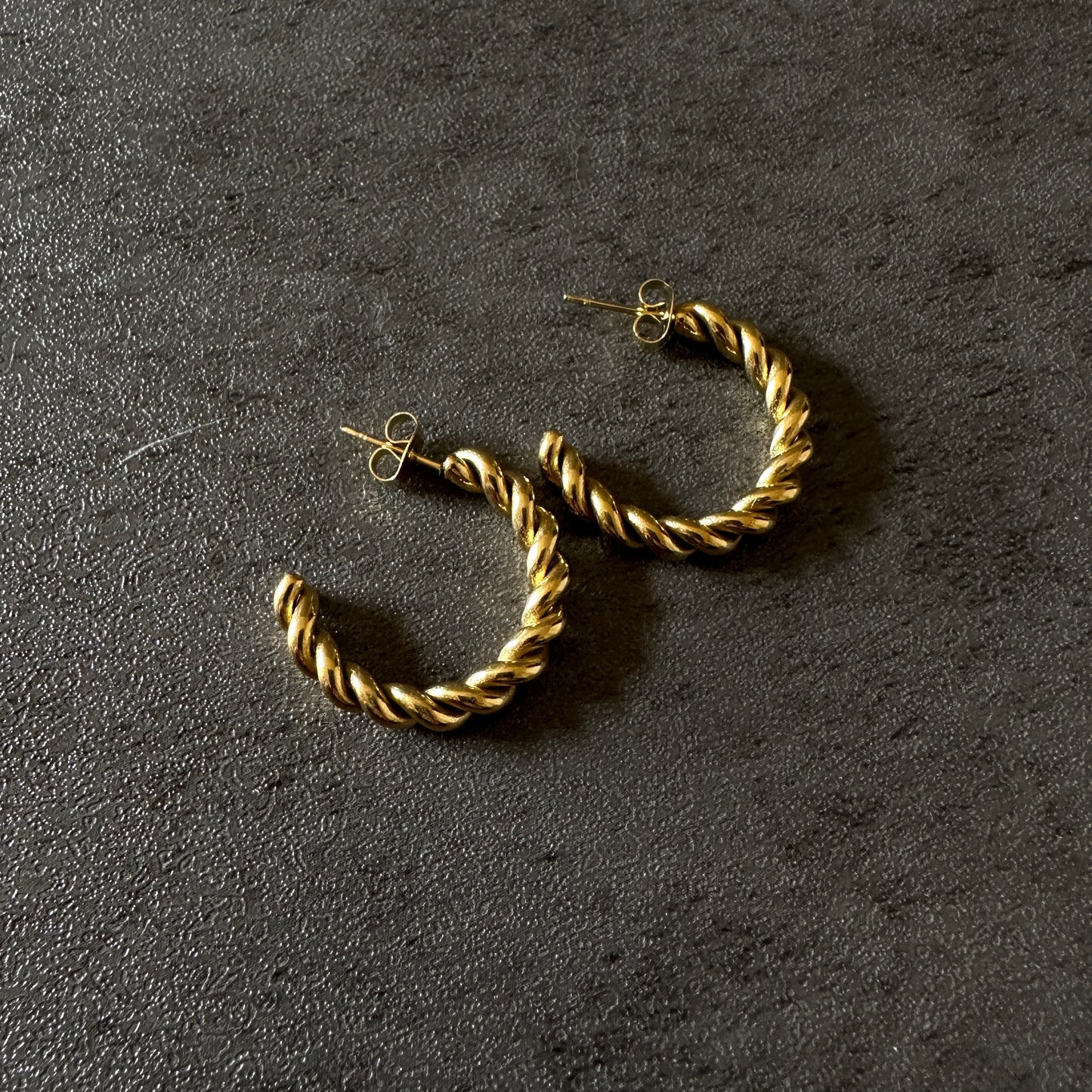 316L spiral twist pierce gld