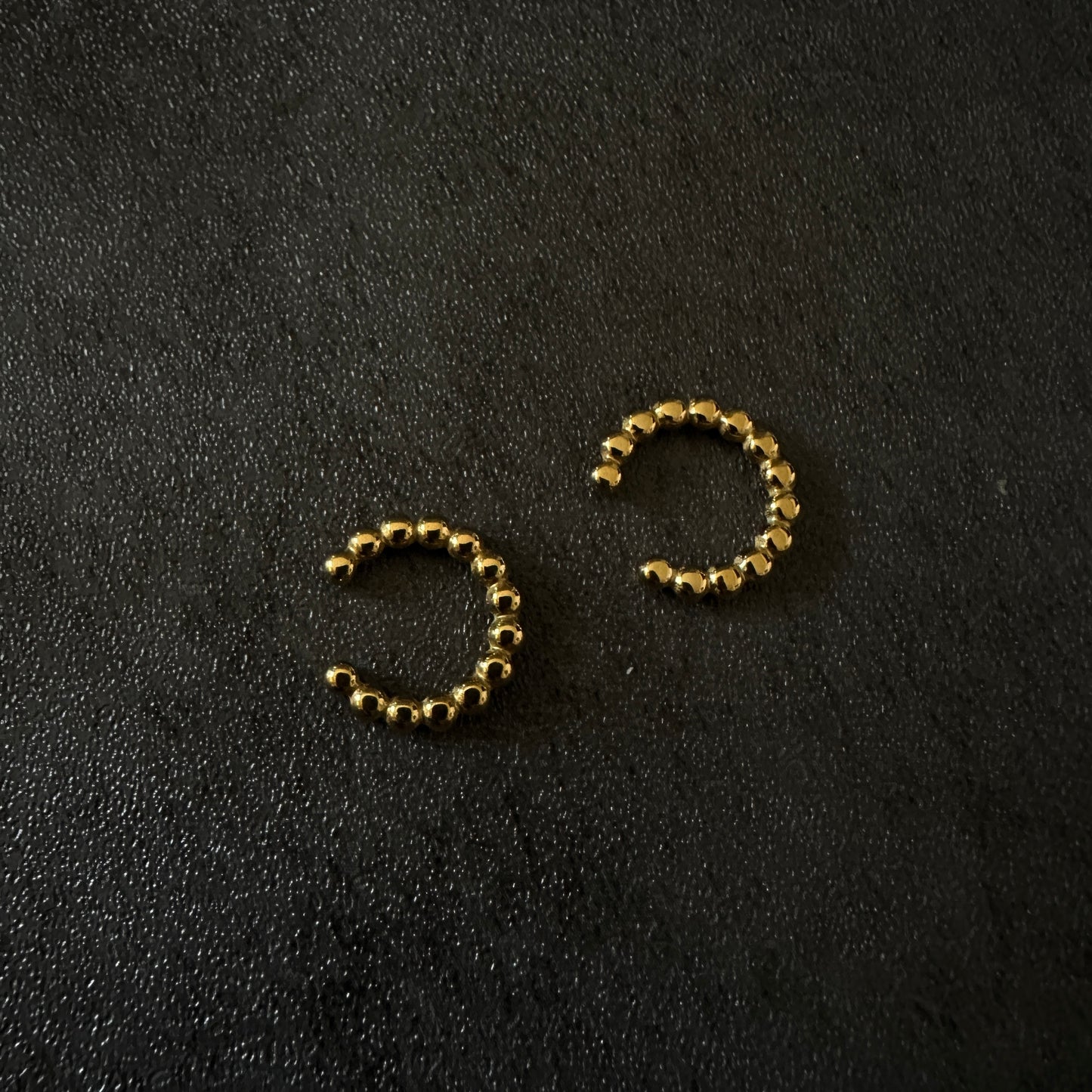 316L dot circle ear cuff gld